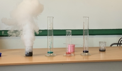 Πειράματα Χημείας στη Γ’ Γυμνασίου. 