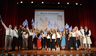 «Bravo Colonello!»: Μια γιορτή του Γυμνασίου-Λυκείου μας αφιερωμένη στον πόλεμο του 1940