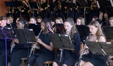 Μοναδική συναυλία από την ορχήστρα του Champlin Park High School