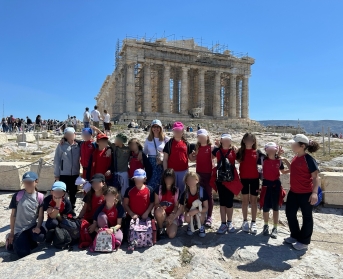 Μια ημέρα στον Ιερό Βράχο της Ακρόπολης!